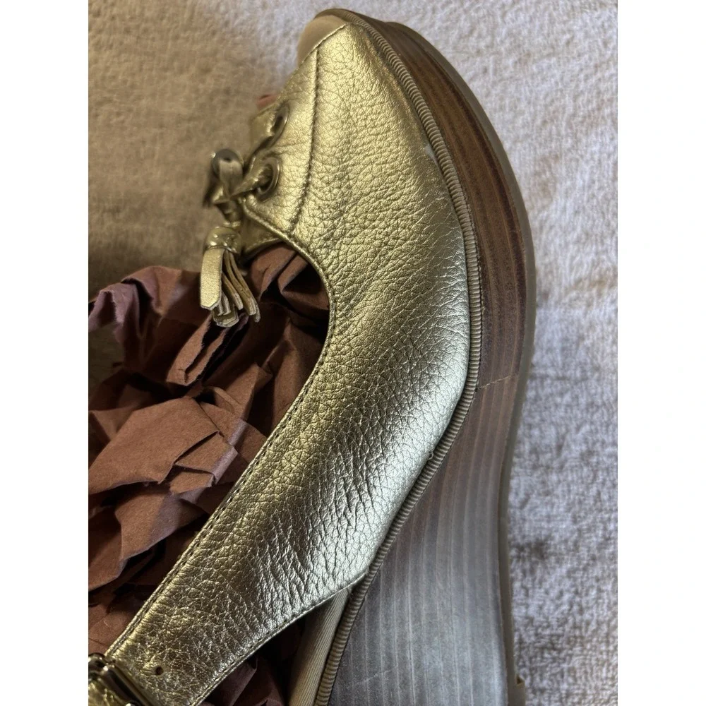 Sperry Top Sider Women's‎ Metallic Gold Wedge Heel 3.25